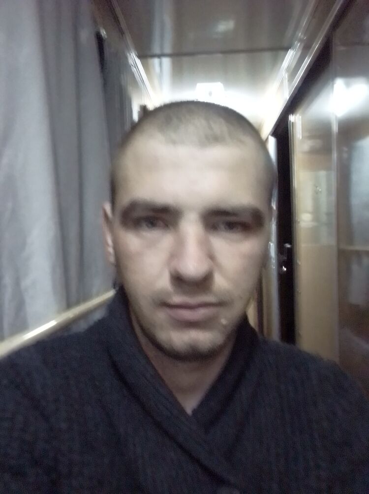  22899385  , 31 ,    -