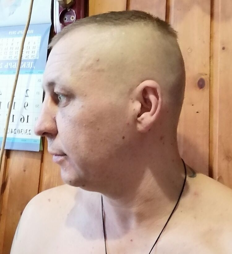  19096925  Ivan, 43 ,    