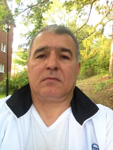  ,   Elcin, 57 ,   c 