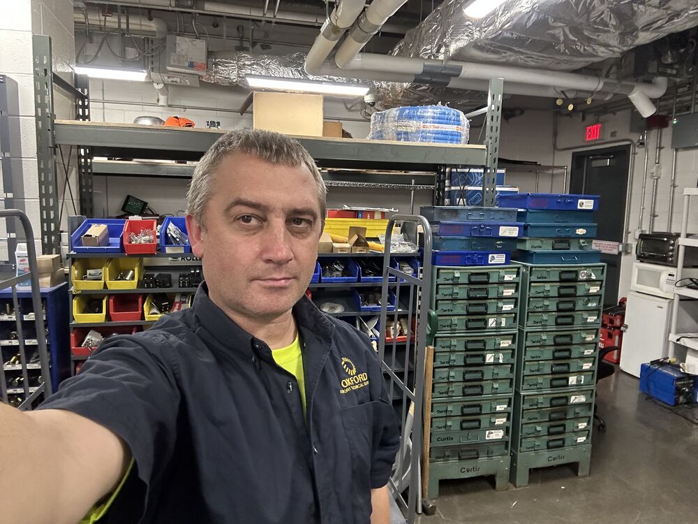  54098645  Yevgen, 44 ,    Hackensack