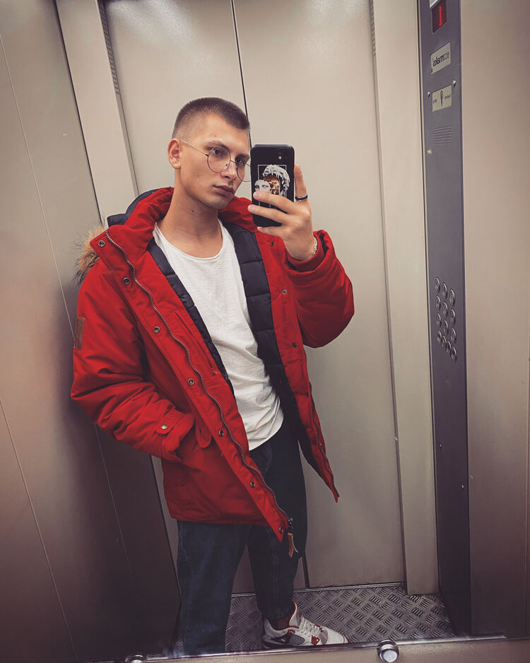  ,   Kirill, 27 ,   ,   