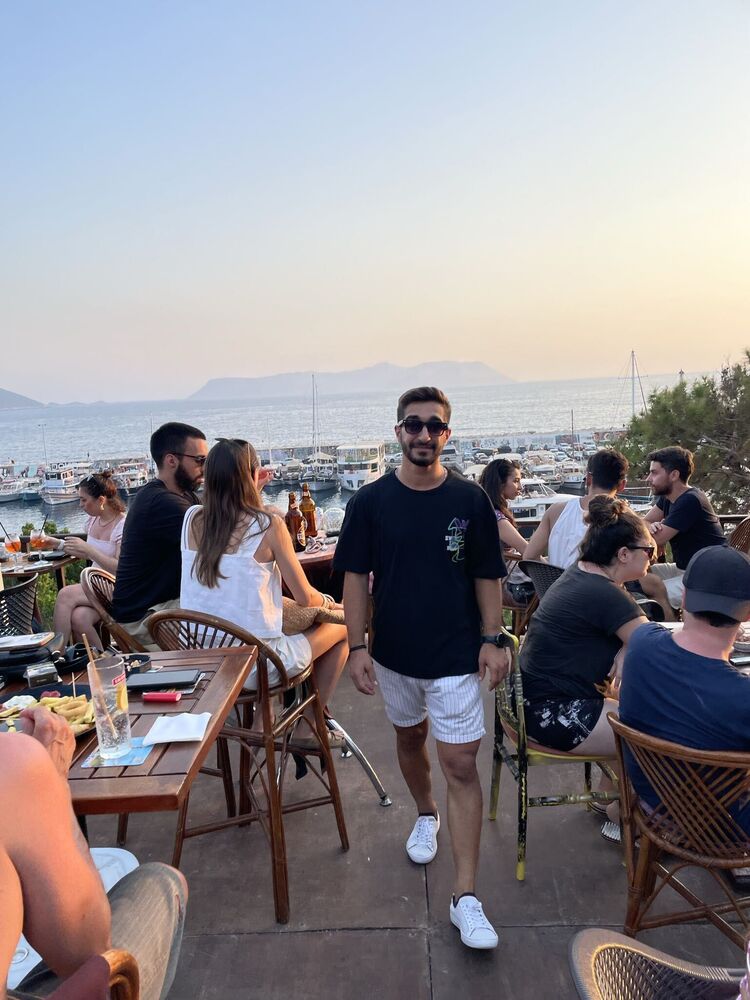  ,   Yakup, 24 ,   ,   