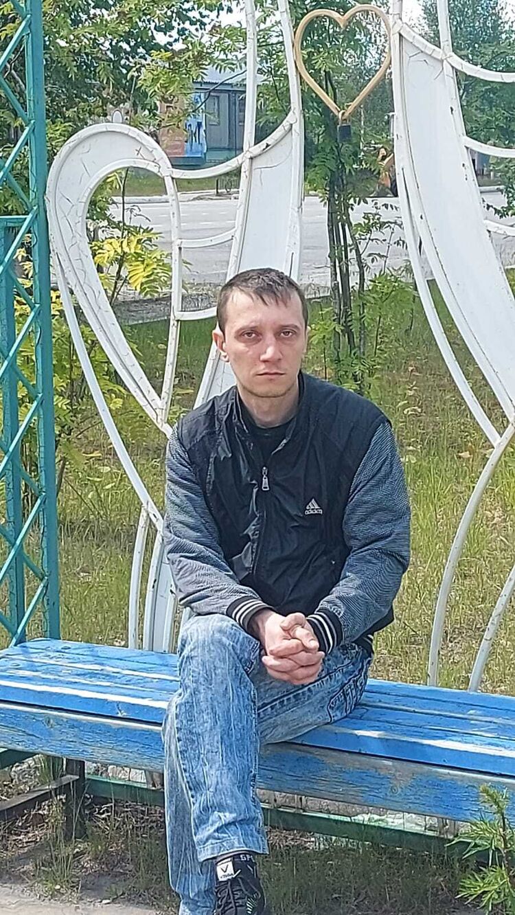  42363335  , 33 ,    