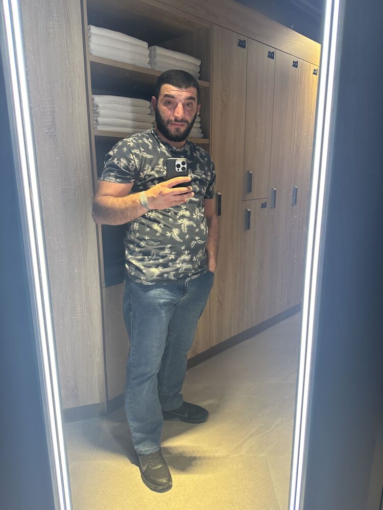  42836655  , 32 ,    