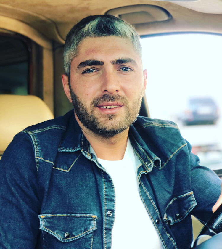  ,   Ozgurk, 33 ,   ,   