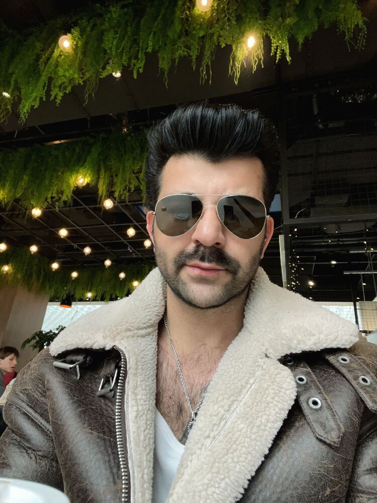  52944395  Engin, 36 ,    