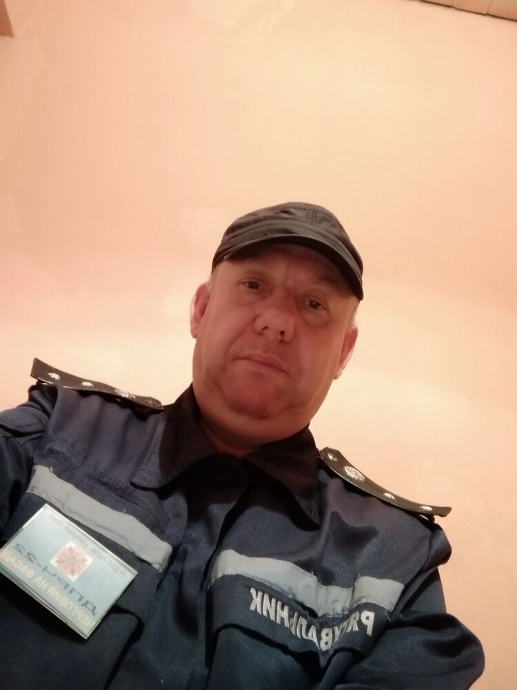  18372295  , 49 ,    