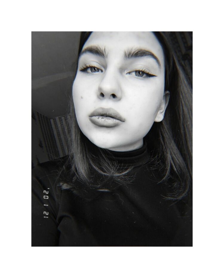  19251535  , 24 ,    