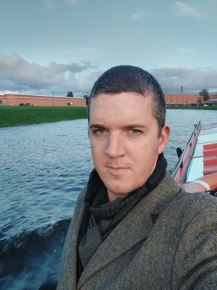  40687685  , 33 ,    -