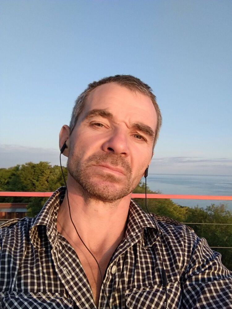  ,   Robert, 48 ,   ,   , c 
