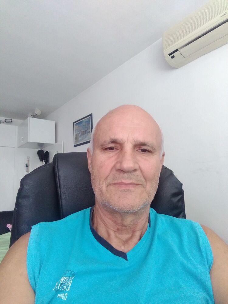  Veliko Turnovo,   , 72 ,   ,   