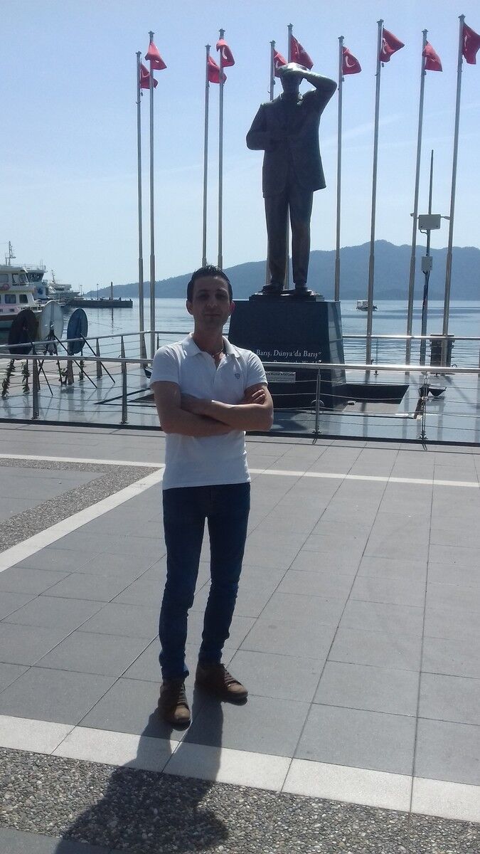  ,   Tahsin, 42 ,   