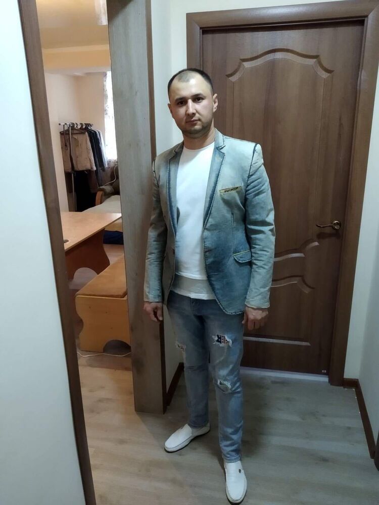  23513975  Shalun, 41 ,    