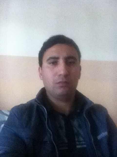  9052705  Azick, 33 ,    