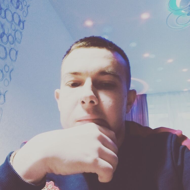  28974595  Ilya, 26 ,    