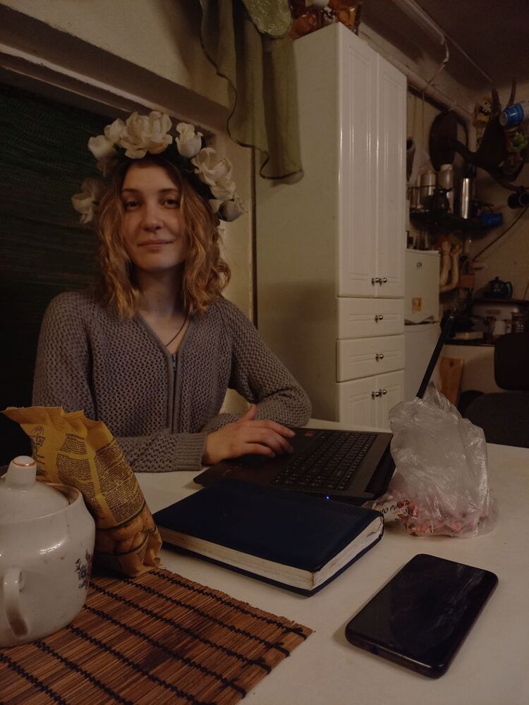  -,   , 28 ,   c 