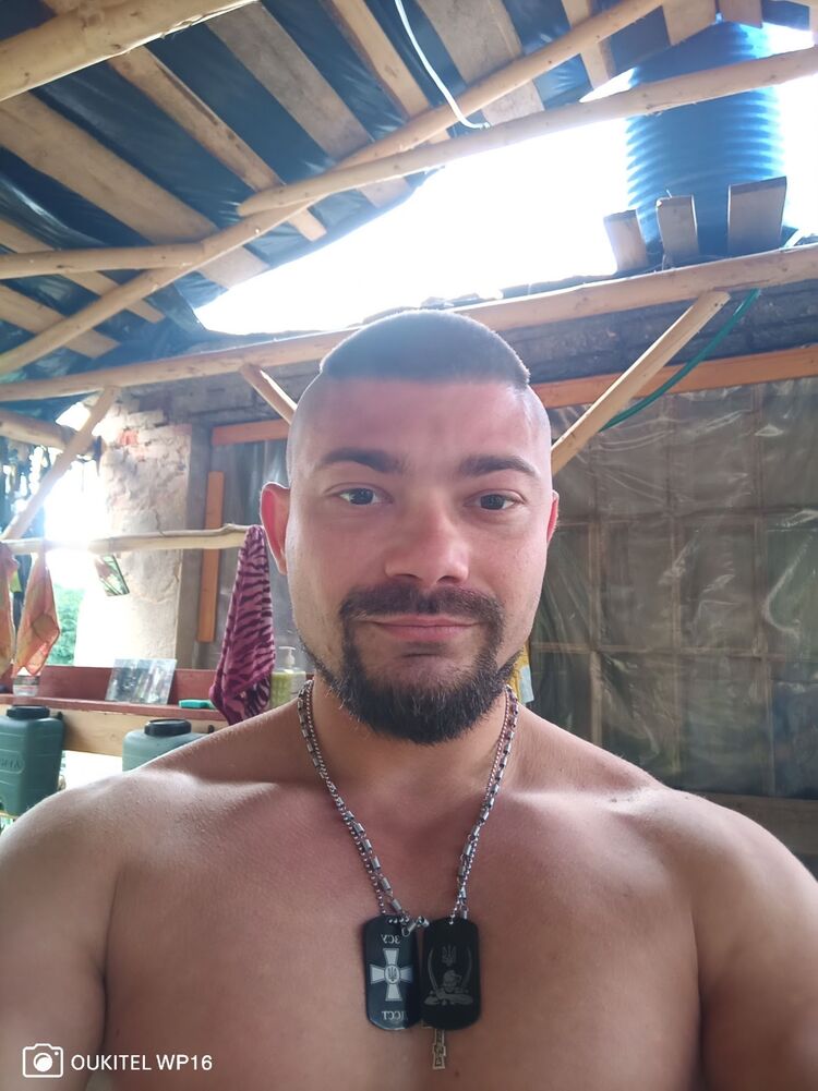  ,   SonechKo, 32 ,   ,   , c , 