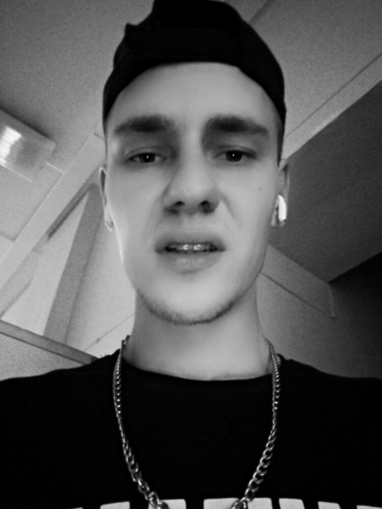  36684755  Vadim, 23 ,    