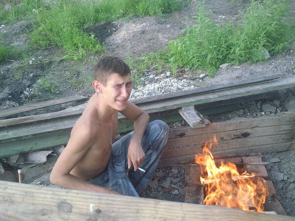  9147855  Pavel, 44 ,    