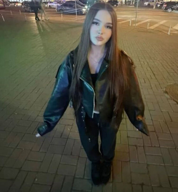  53098325  , 22 ,    