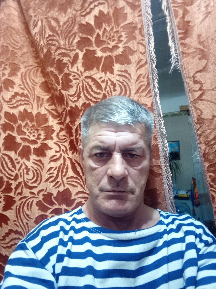  41557195  C, 61 ,    