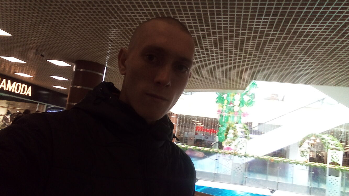  ,   Anton, 27 ,   c 