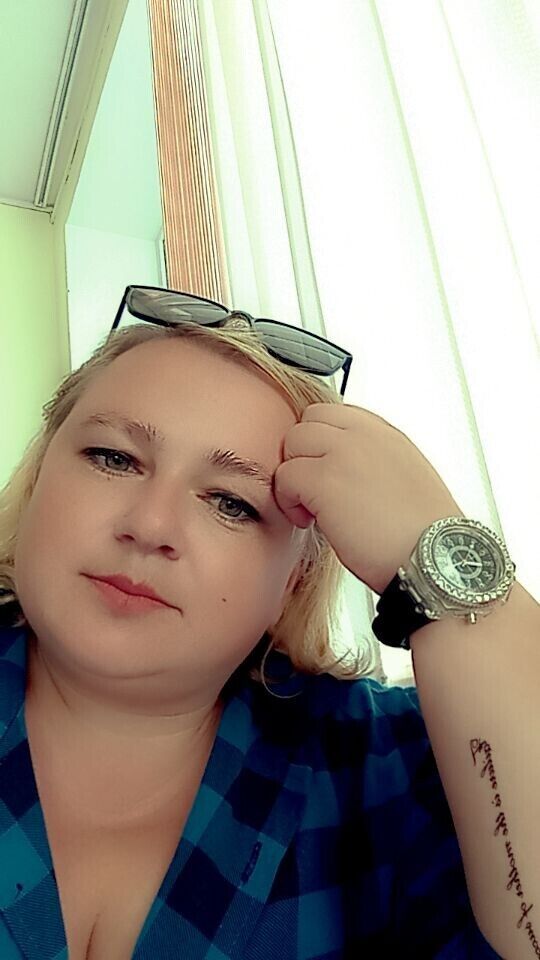  52814775  Anna, 35 ,    