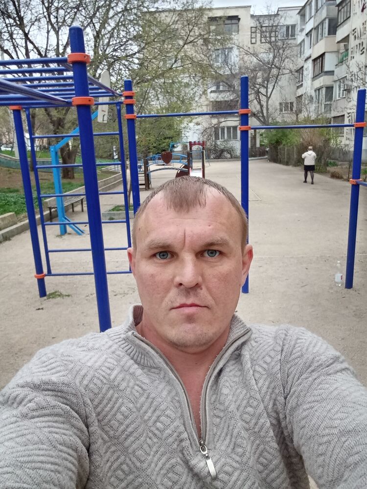  52207475  , 25 ,    