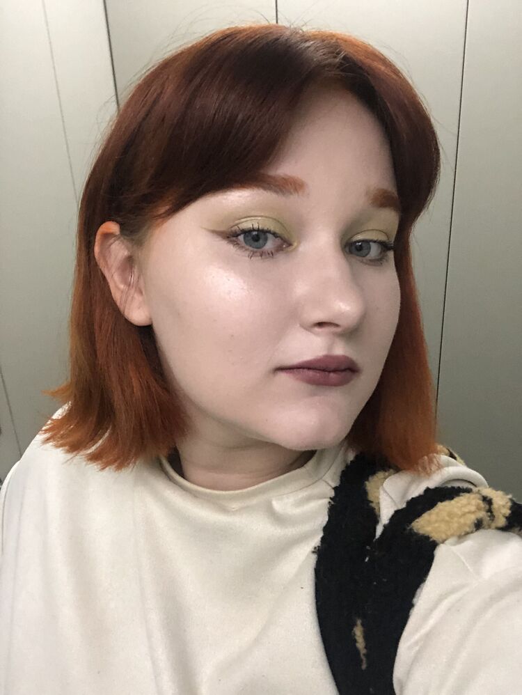  --,   Anastasia, 21 ,   ,   , c , 