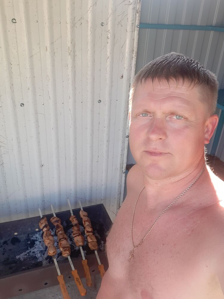  28358185  , 42 ,    