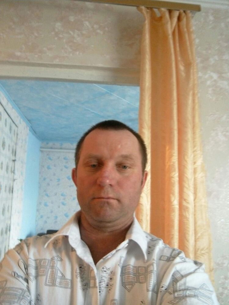  51439145  Sergei, 53 ,    