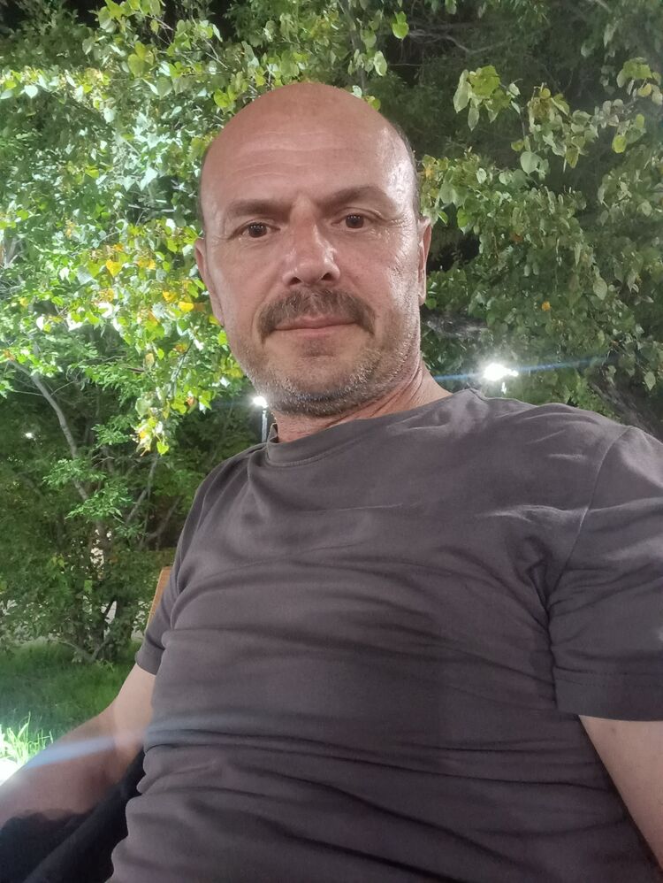  47092225  Mustafa, 48 ,    