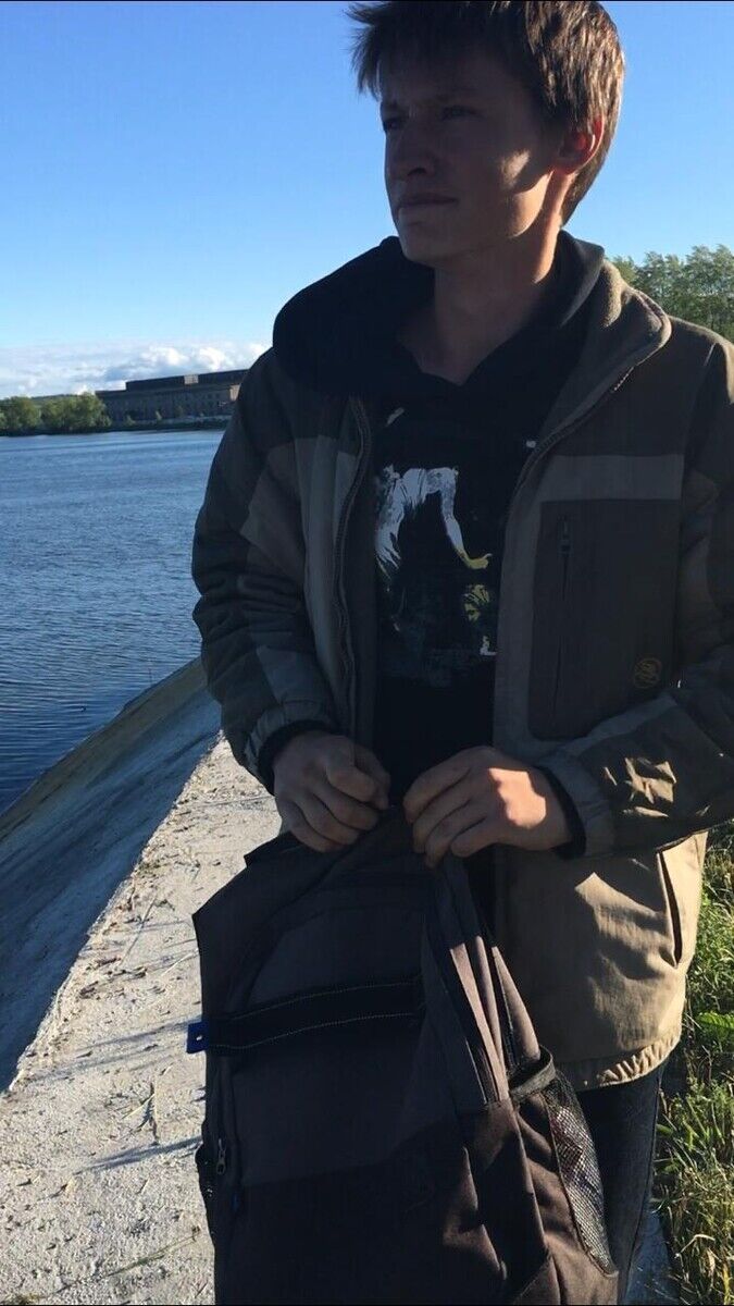 ���� 21649525 ����� �������, 23 ����, ���� ���������� � �������������