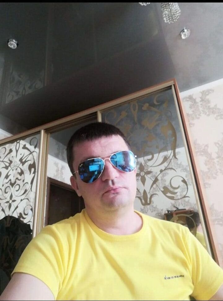  42185835  , 44 ,    