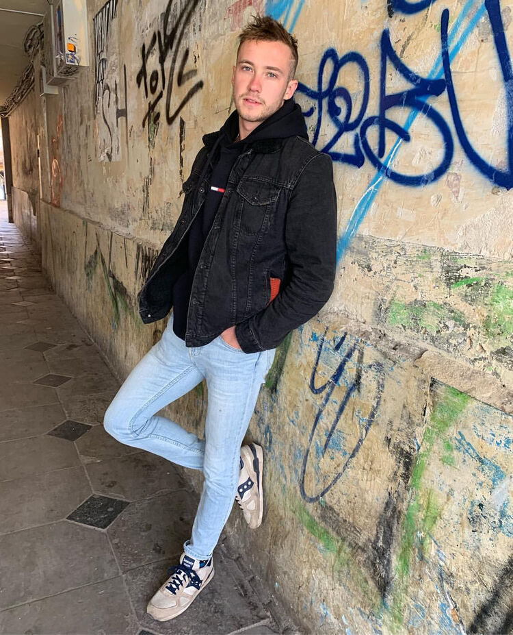  ,   , 33 ,   ,   