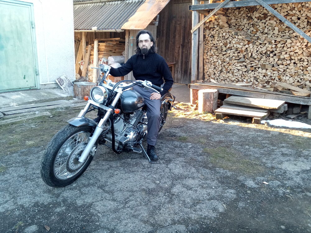  23322545  Eric Draven, 40 ,    -
