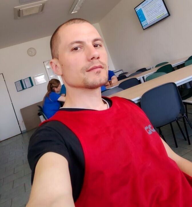  ,   Alex, 30 ,     , c 