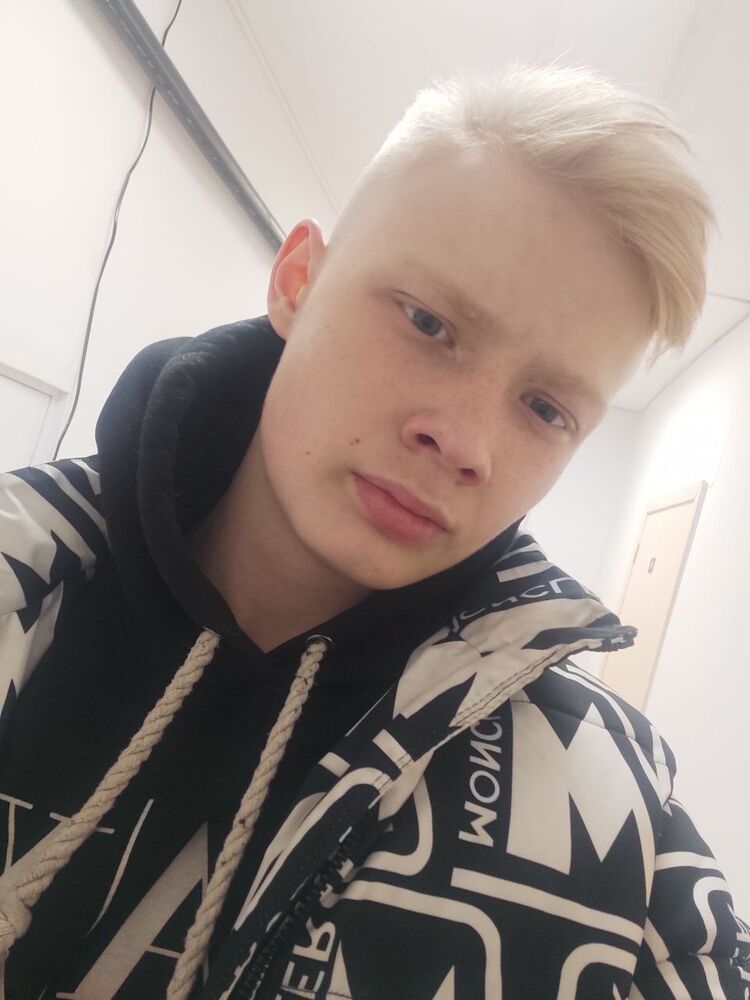  32482615  , 20 ,    