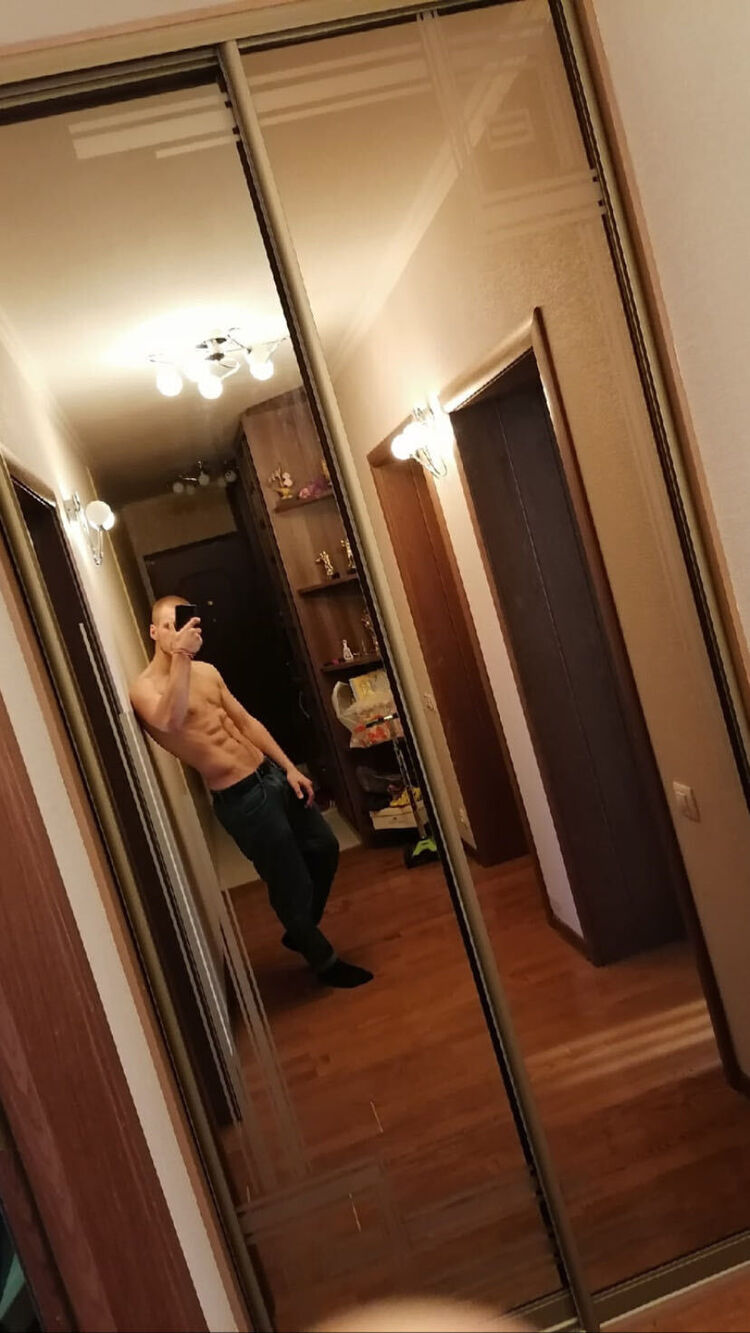  ,   Nikita, 22 ,   ,   