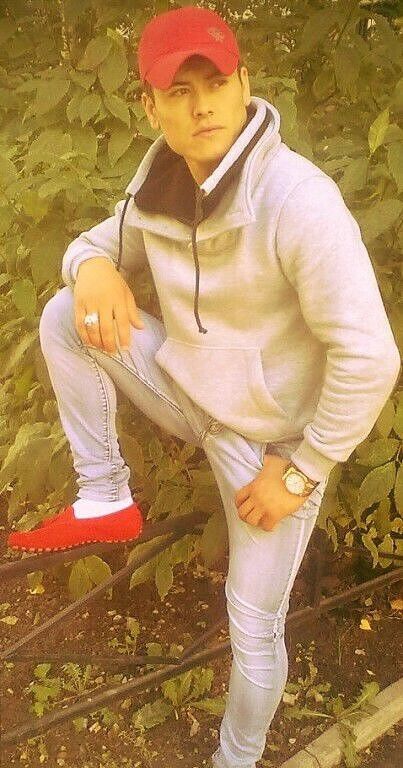  31814705  Timur, 36 ,    