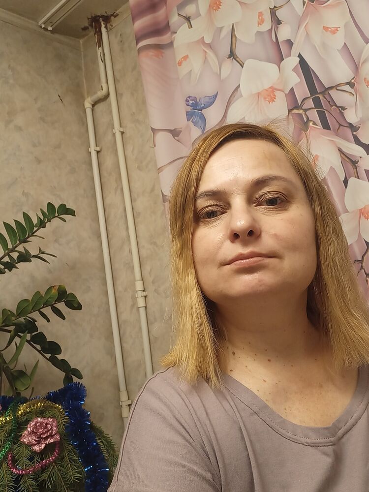  48717325  , 44 ,     