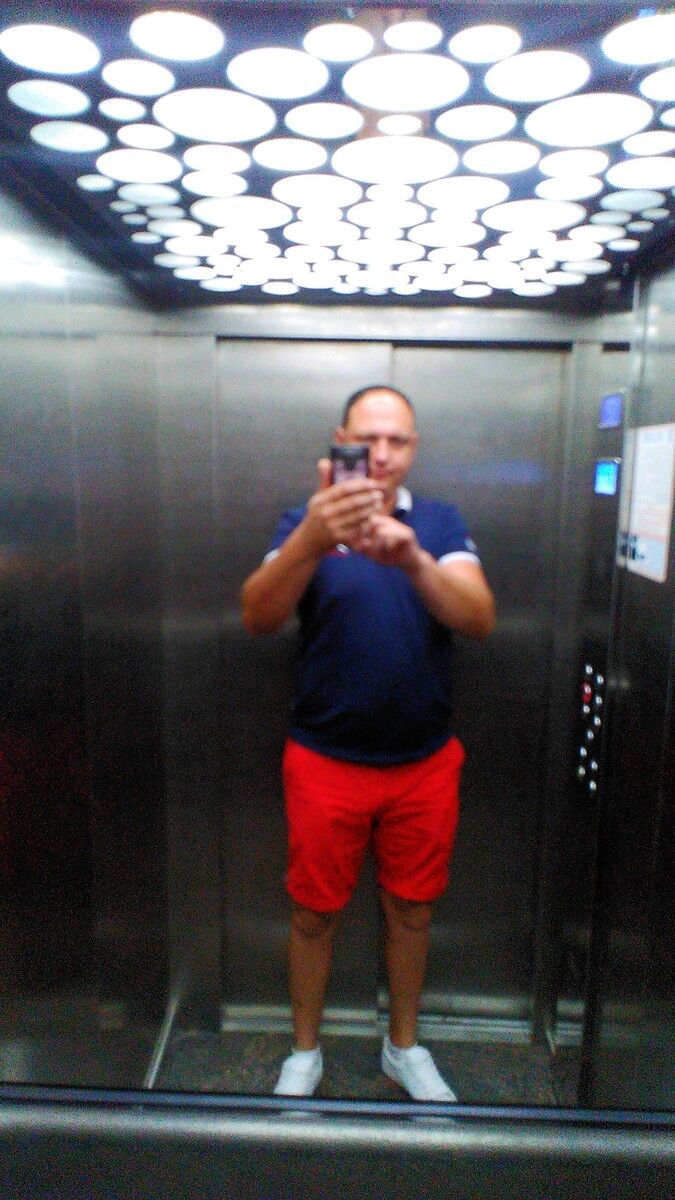  --,   , 44 ,   