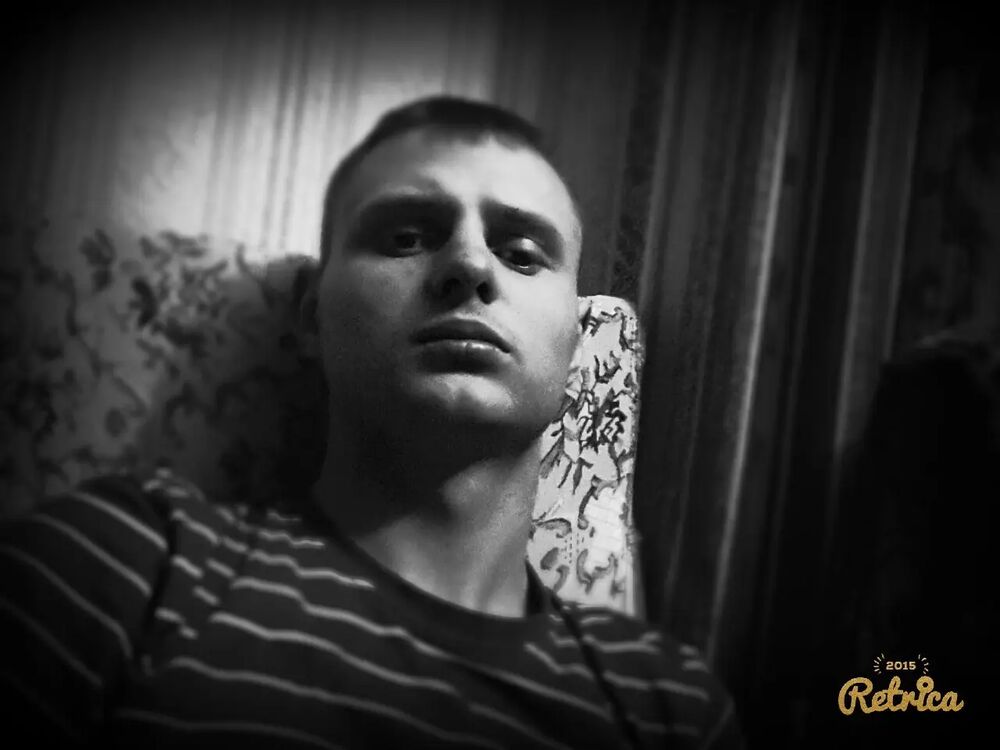  30533315  Leonid, 27 ,    