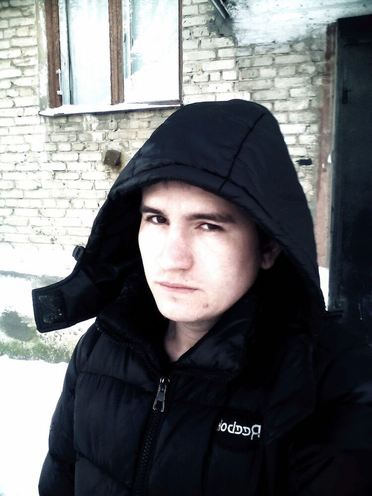  8595715  Saneck, 31 ,    