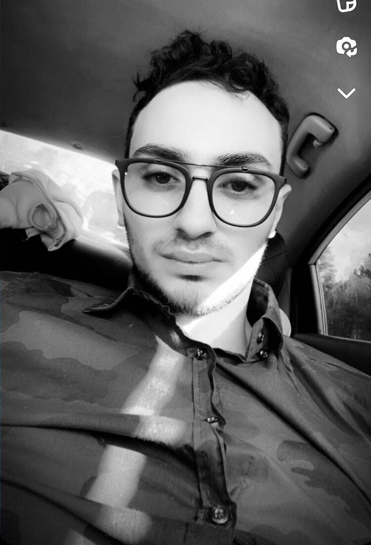  33887985  , 31 ,    -