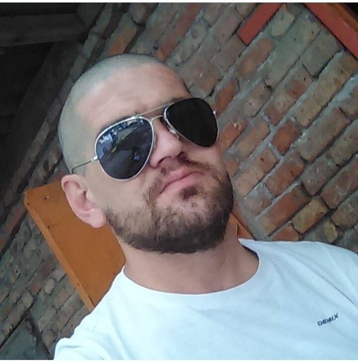  46898685  , 34 ,    