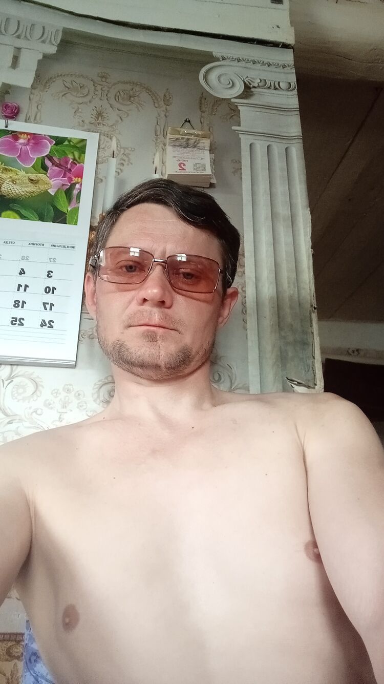  44409275  , 37 ,    