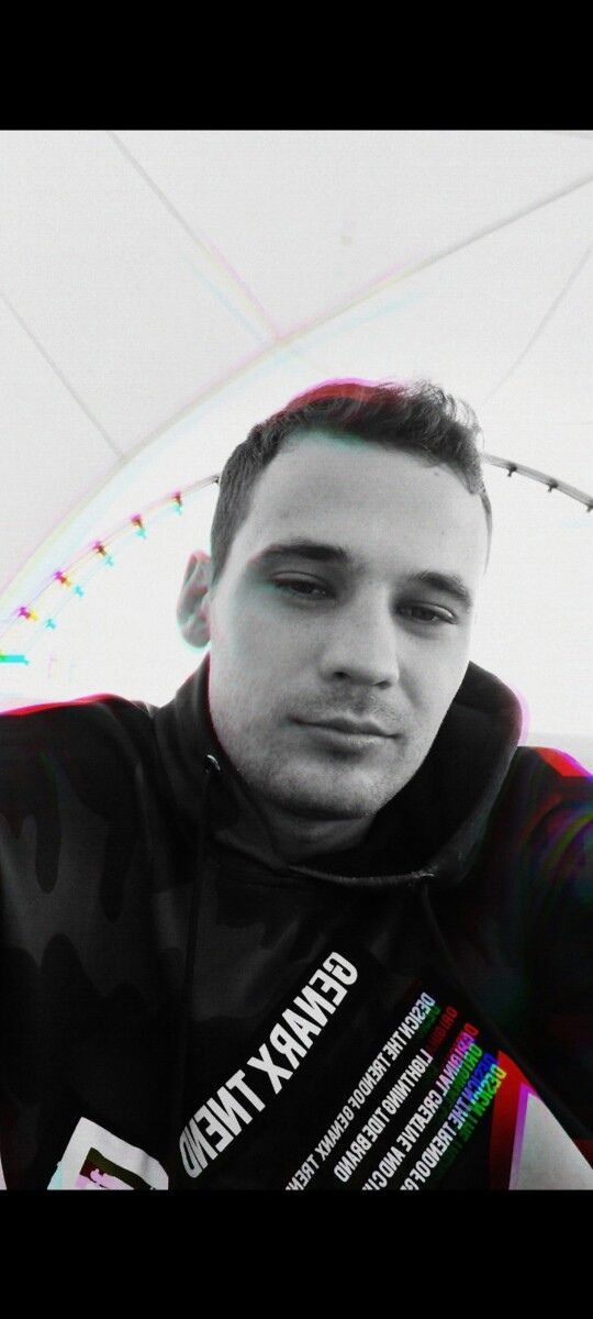  50408455  Artem, 40 ,    