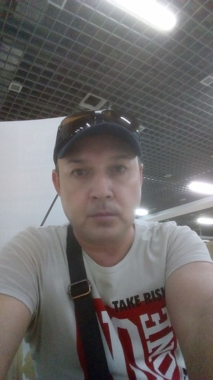  32944995  , 37 ,    