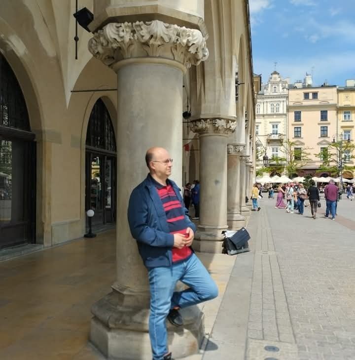  Sanok,   , 51 ,   c 